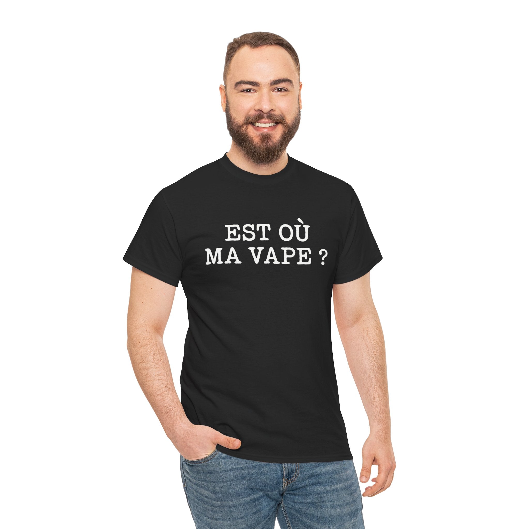 T-shirt Drôle Vape, Est où ma vape, Cadeau pour Vapoteur, Chandail Humour Québec, T-shirt Unisexe Coton, Mode Urbaine, Phrase Rigolote, Vêtement Tendance, Meme VapePour ceux qui la perdent aux 5...